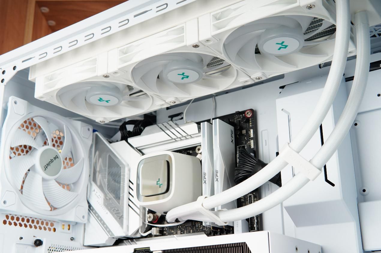 令人惊艳的散热效能，德商德静界ShadowBase800FX机箱