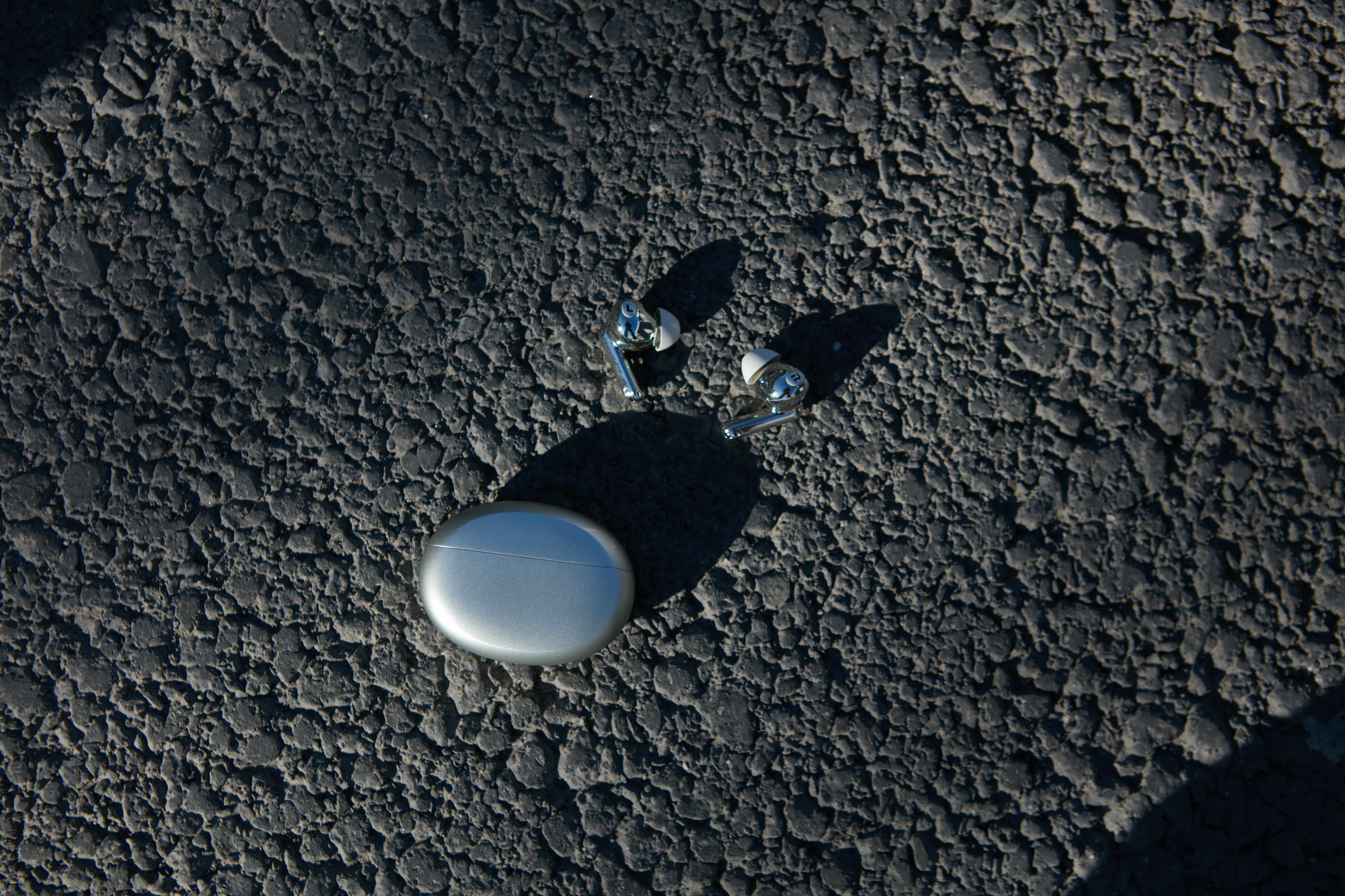 oppoencox2戴着好看吗,oppoencox2黑色评测