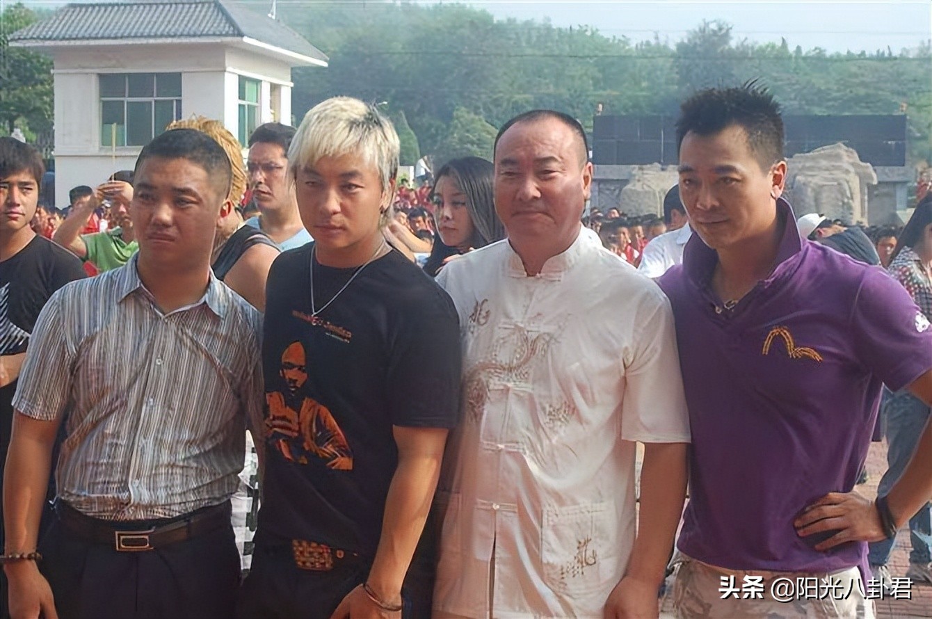 为人低调的6位男星,表面低调实则家世显赫的10位男星