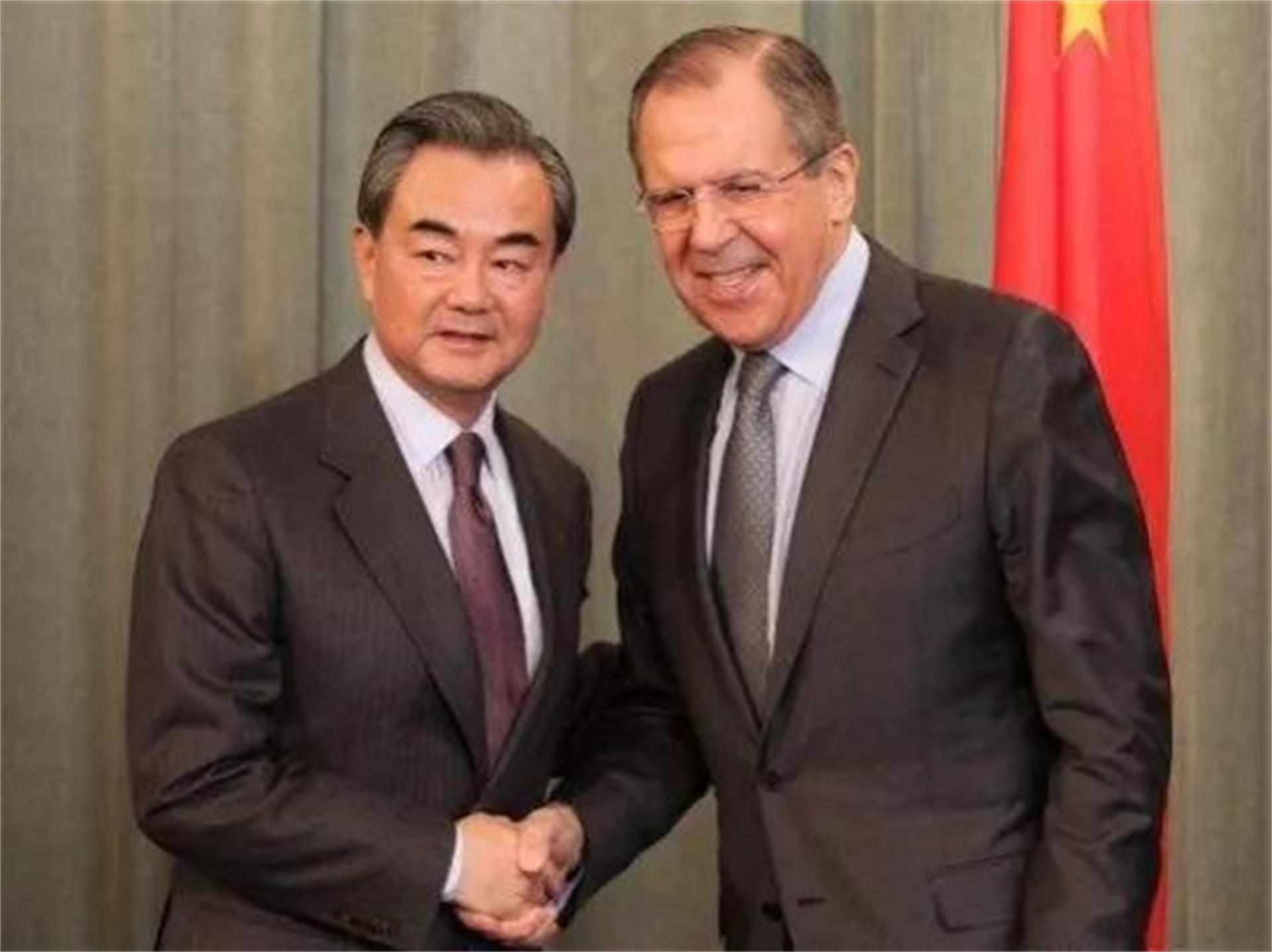 说到做到，对台制裁来了，大陆武统直取台岛斩首？统一再近一步