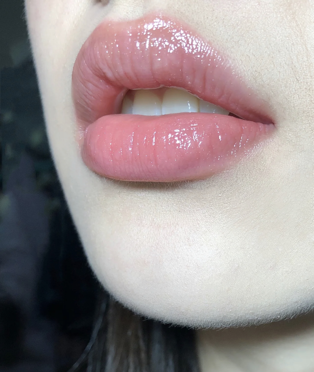 教你正确涂一个不用化妆的口红,你必须知道的口红涂抹小技巧