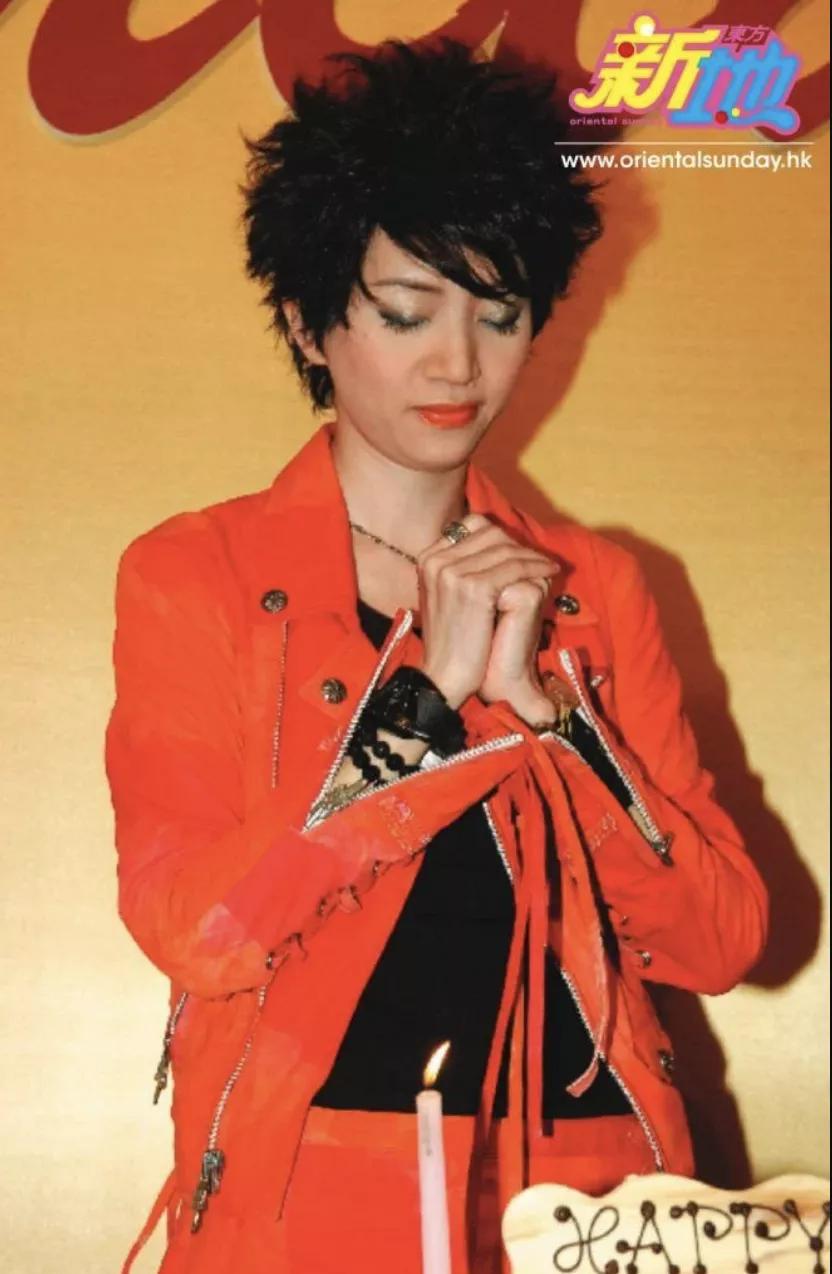 梅艳芳怎么走出失恋,梅艳芳漫步人生路