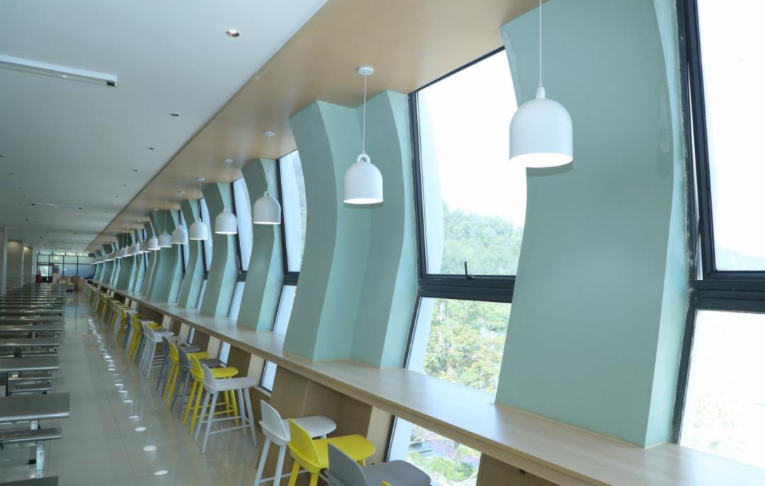 华中师大龙岗附中历任校长,华师附中深圳龙岗校区校长