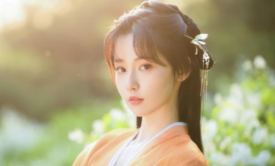 女朋友生气了怎么哄情话300字,女朋友生气了教你一句话把她哄好