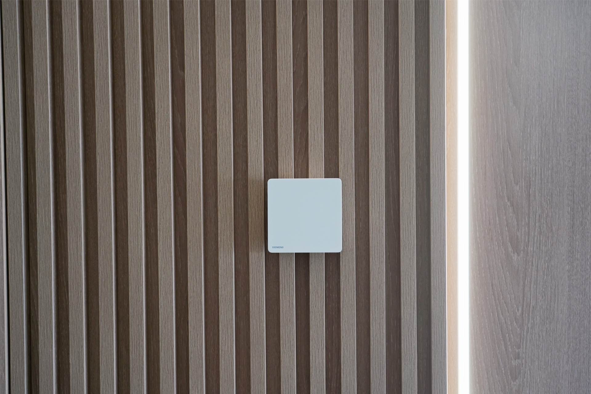 罗格朗和西门子的插座开关哪个好,开关插座面板罗格朗和施耐德对比