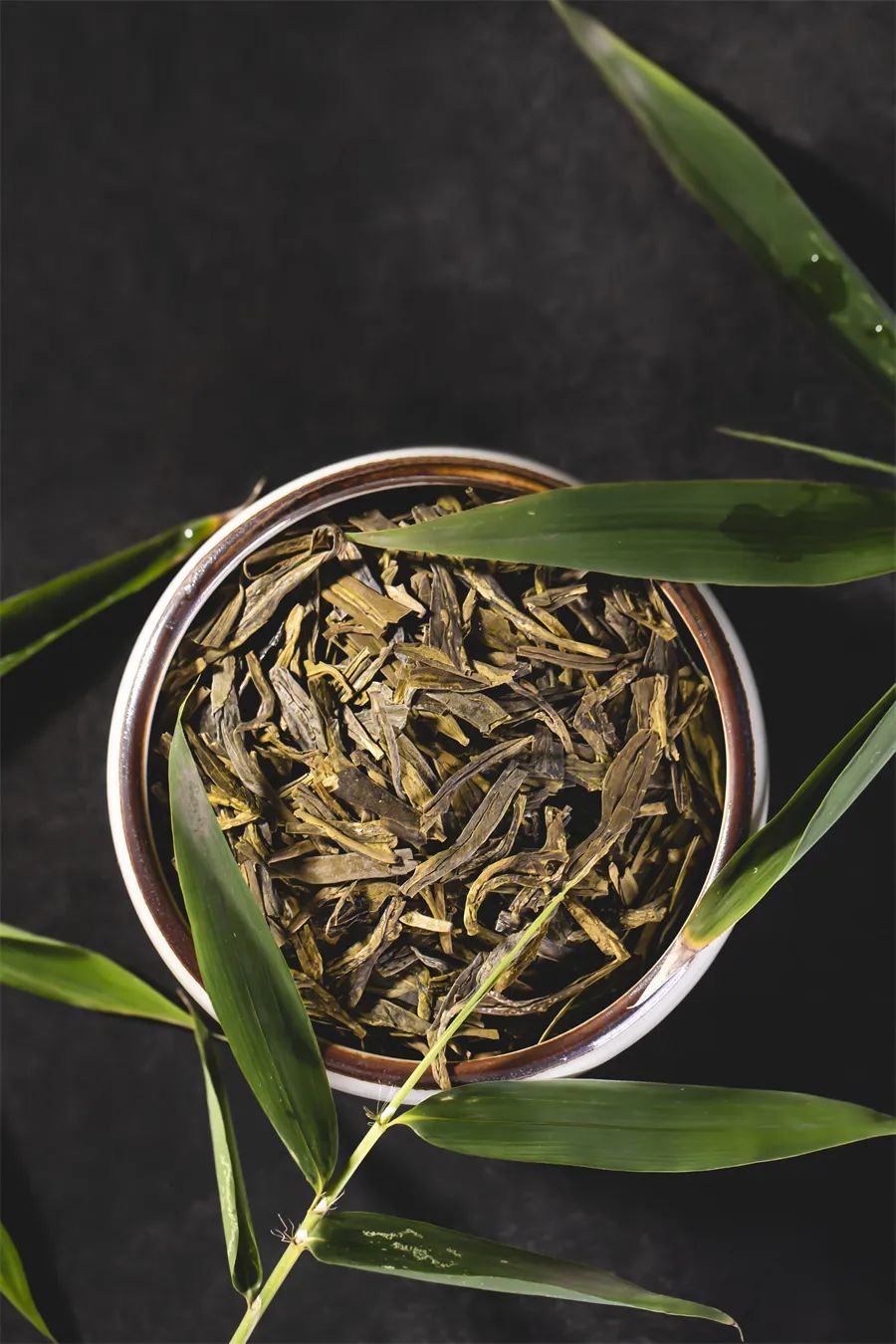 春茶买紧压茶还是散茶,如何判断春茶夏茶的区别