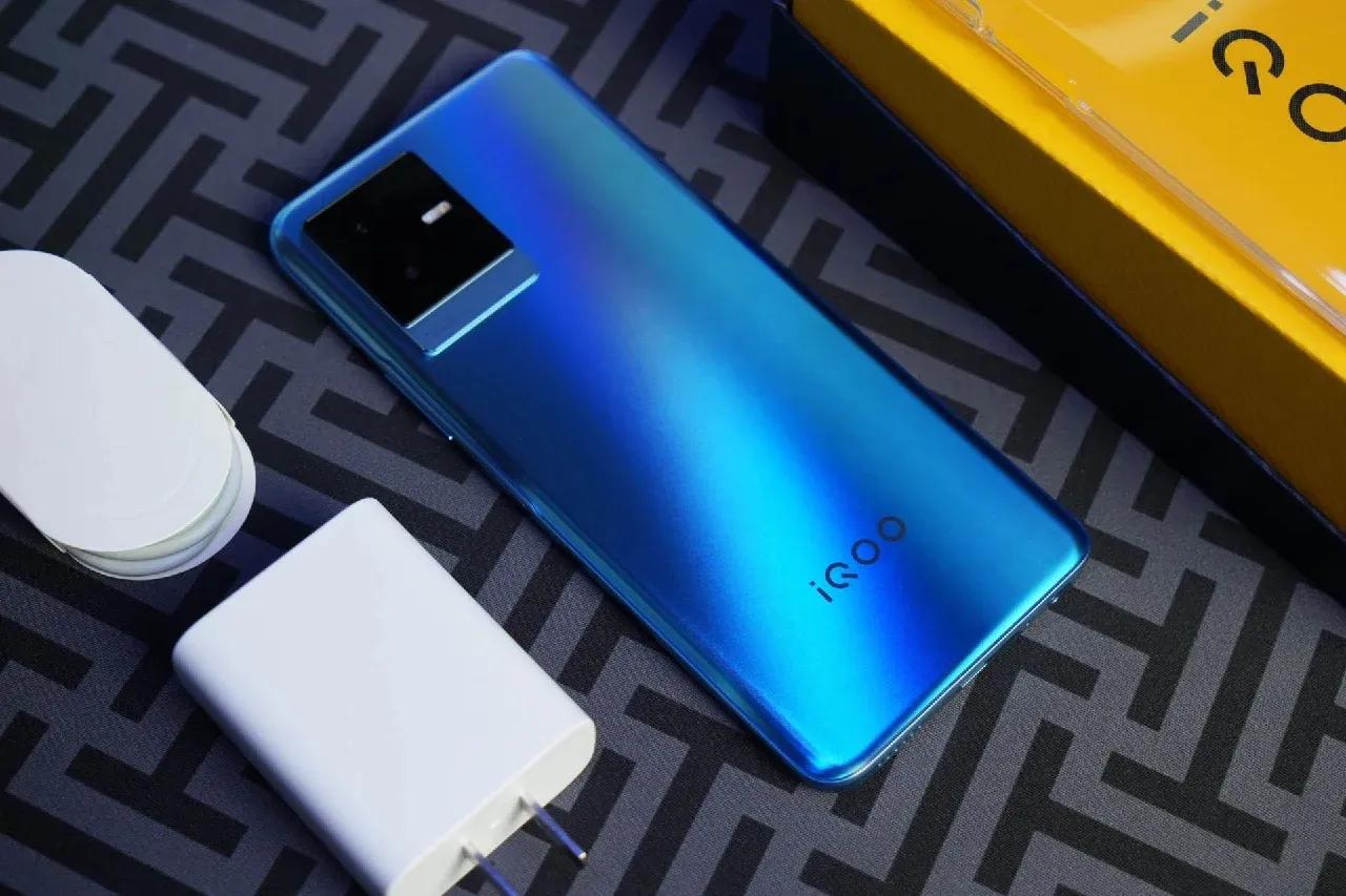 手机型号后缀的字母是什么意思,手机后缀字母含义