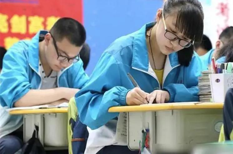 高考录取后还能换学校吗,高考被录取后能换专业吗