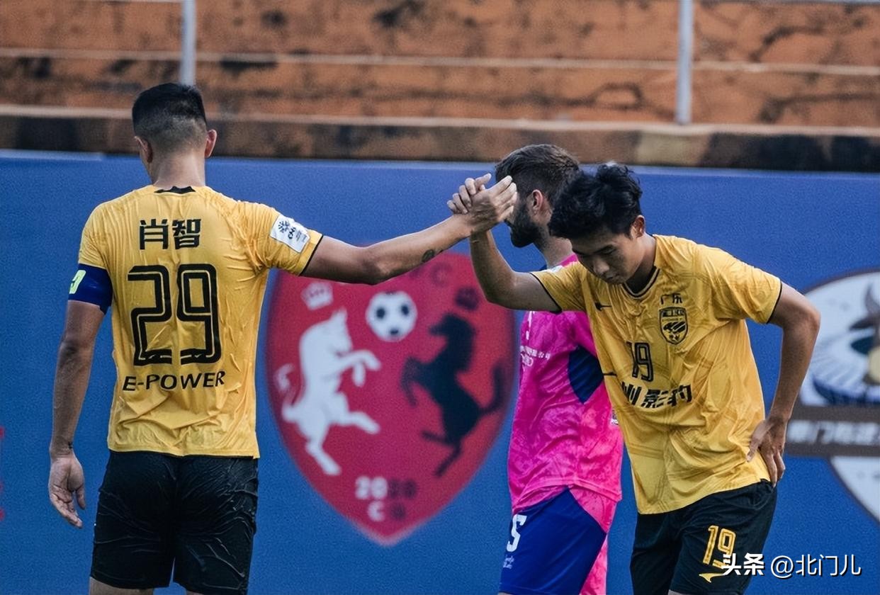 中国足球实力最强的十个球员现役,足坛100大巨星进球集锦