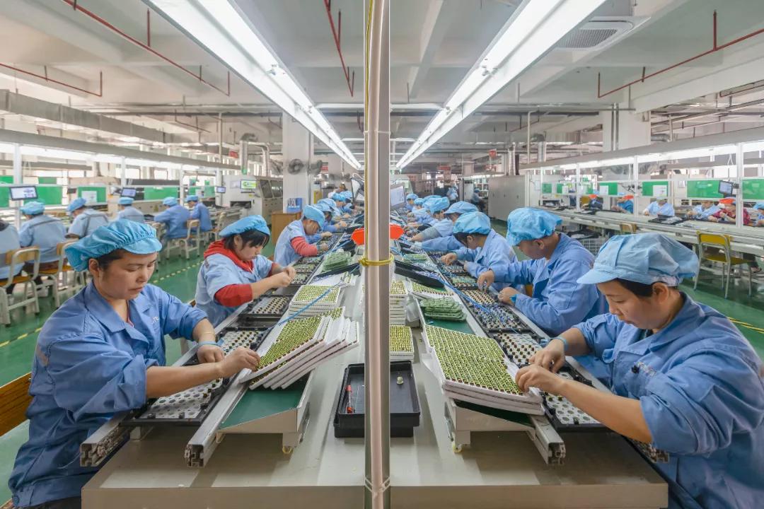 奋力开启新时代高质量发展新征程,改革开放再出发砥砺奋进新时代