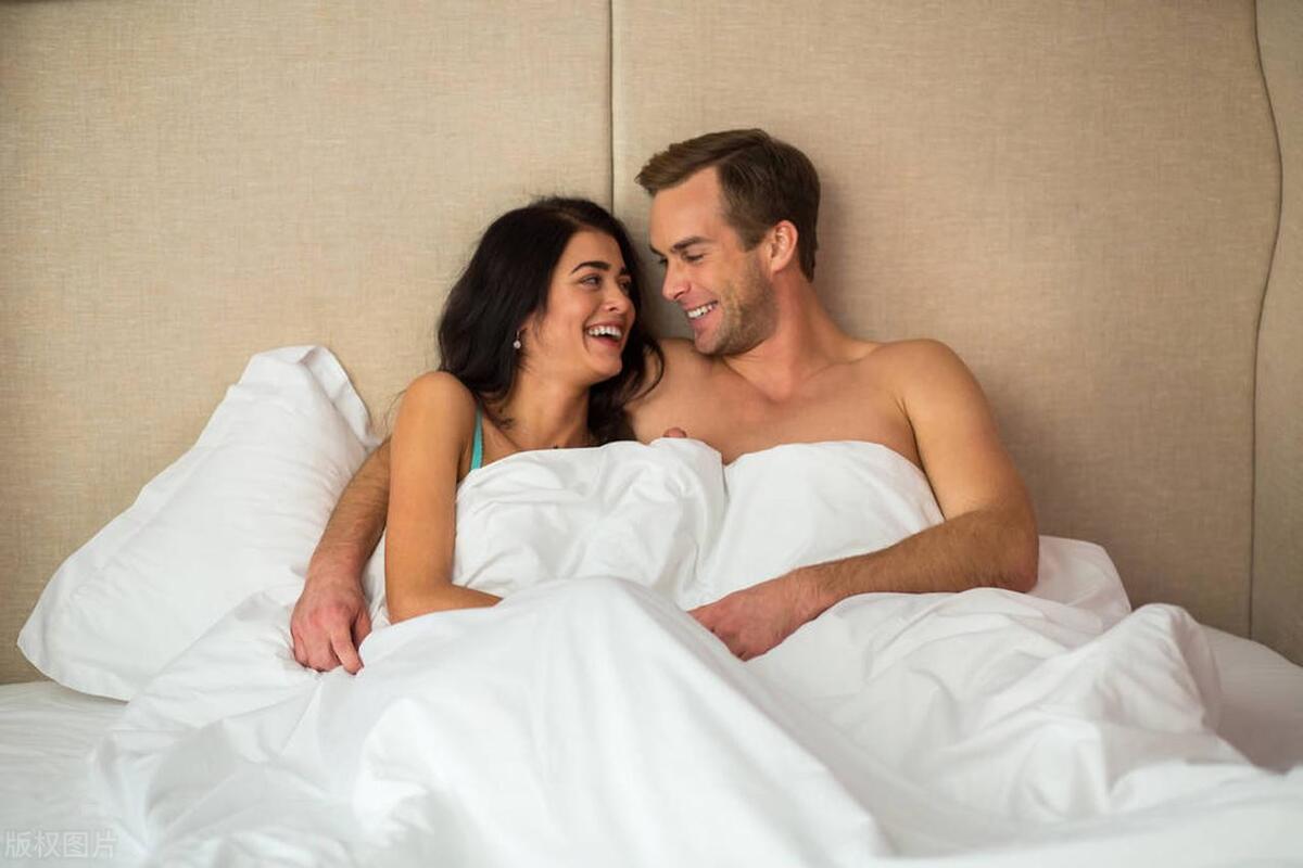 为何男性如此渴望夫妻生活？无非是这4个原因，女性也无需害怕