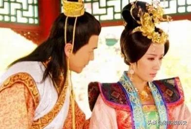 明宪宗与朱见深,明宪宗朱见深悲痛万分