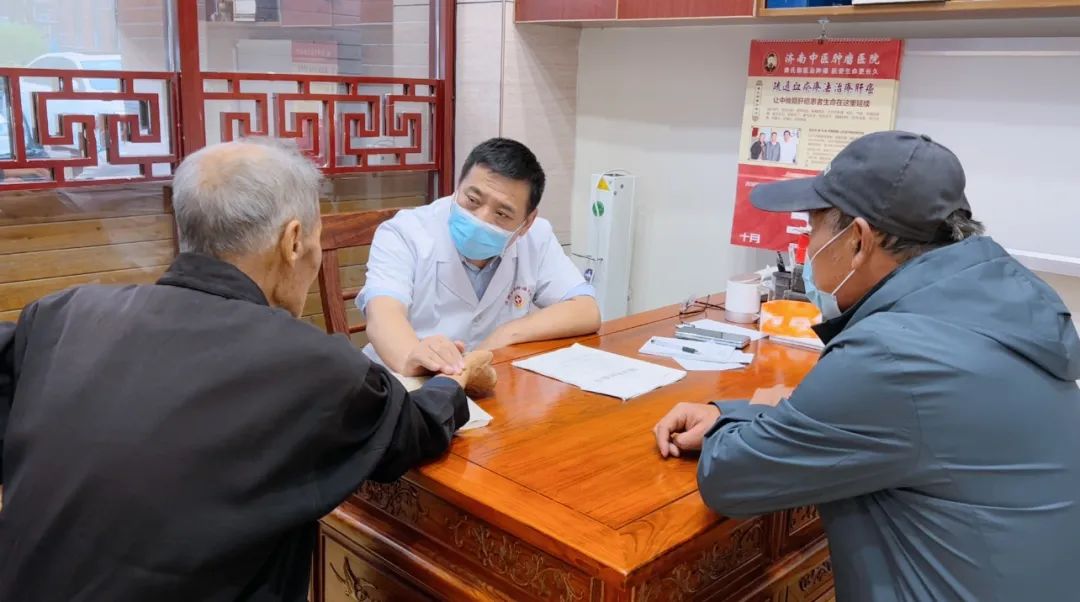 秦旭东老中医,秦旭东中医医院