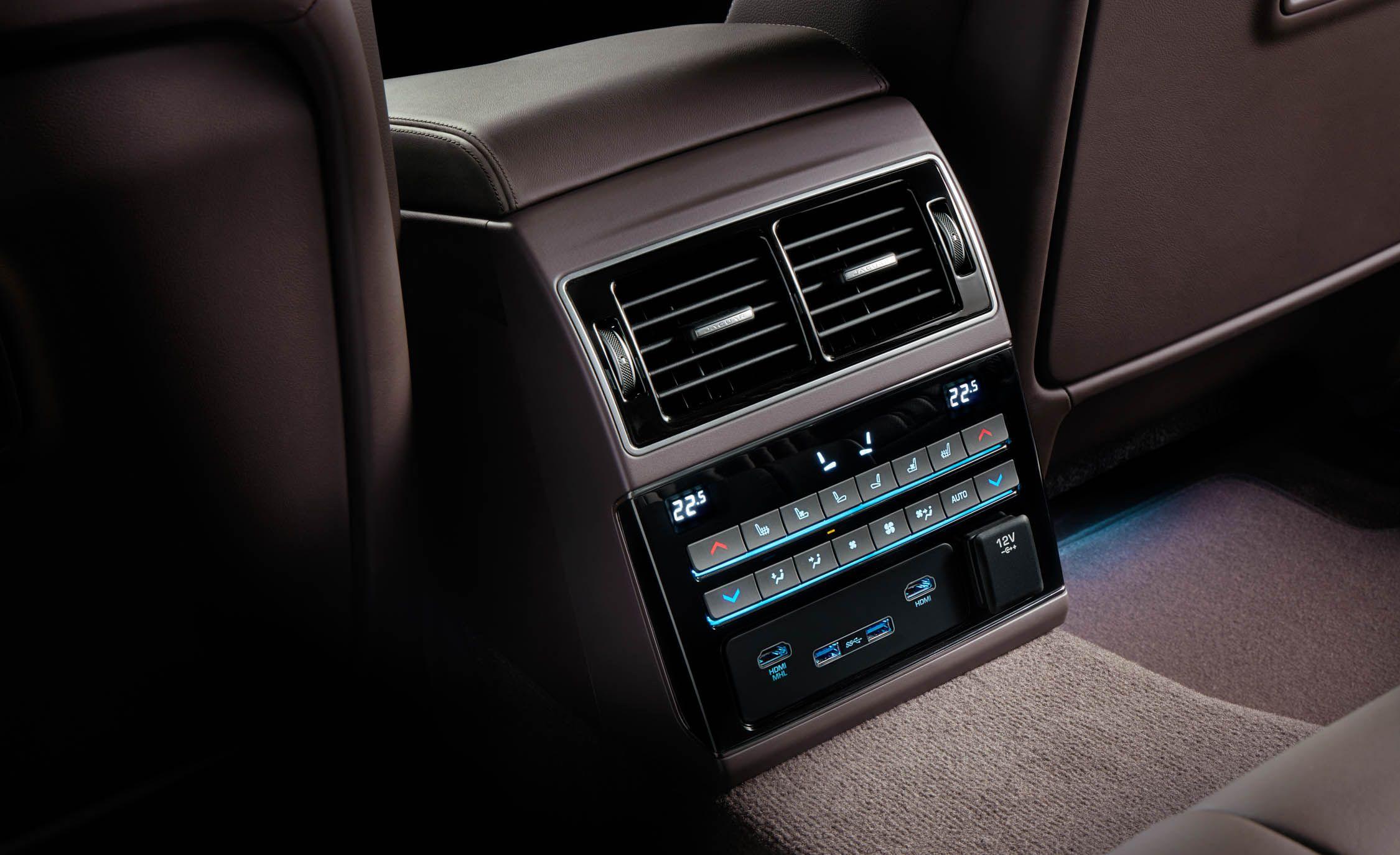 捷豹xfl跟宝马5系对比,捷豹xfl和宝马5系对比