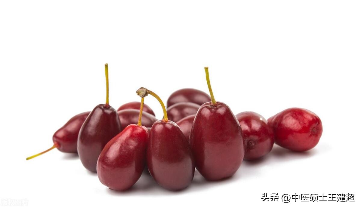 长口腔溃疡和脸上长痘痘吃什么好,口腔溃疡长痘是虚火还是实火