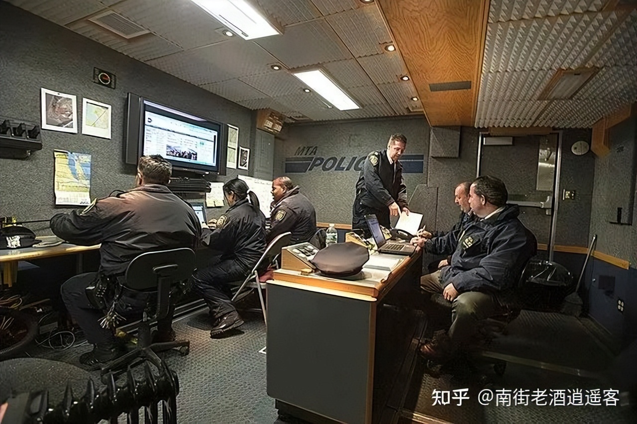 大盗变笨贼：坐拥45亿*币特比**，却花不出去