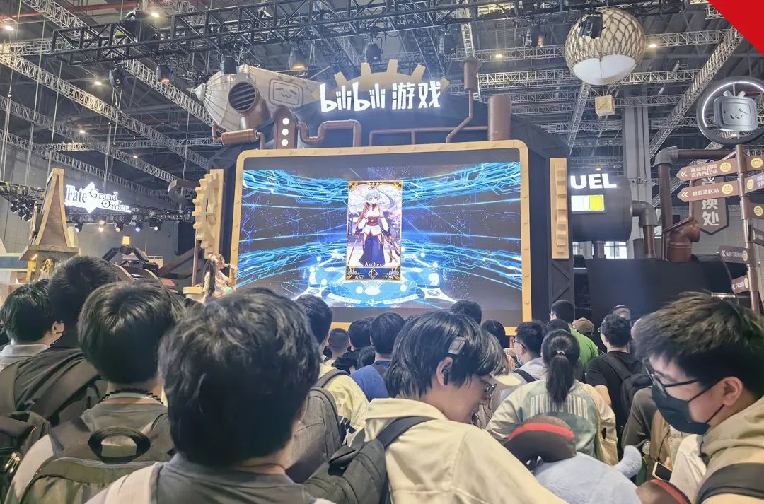 3200万票，二次元“血洗”浪姐