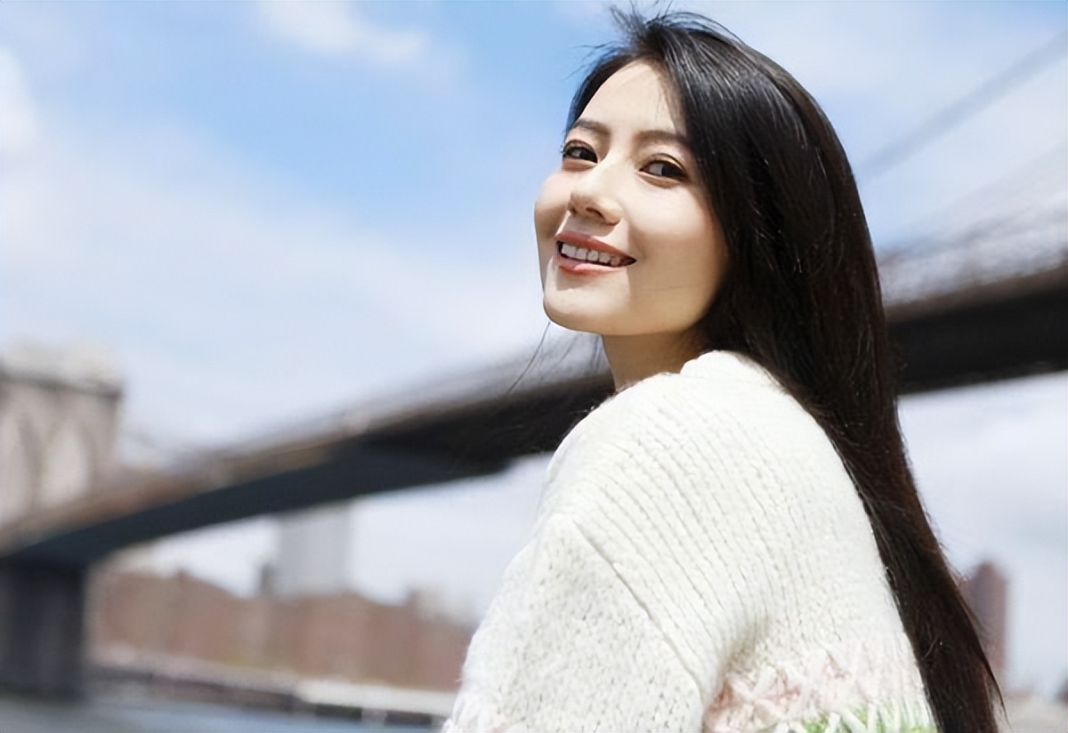 面对故意不理你的人,当一个男人故意冷落你时你就赢了