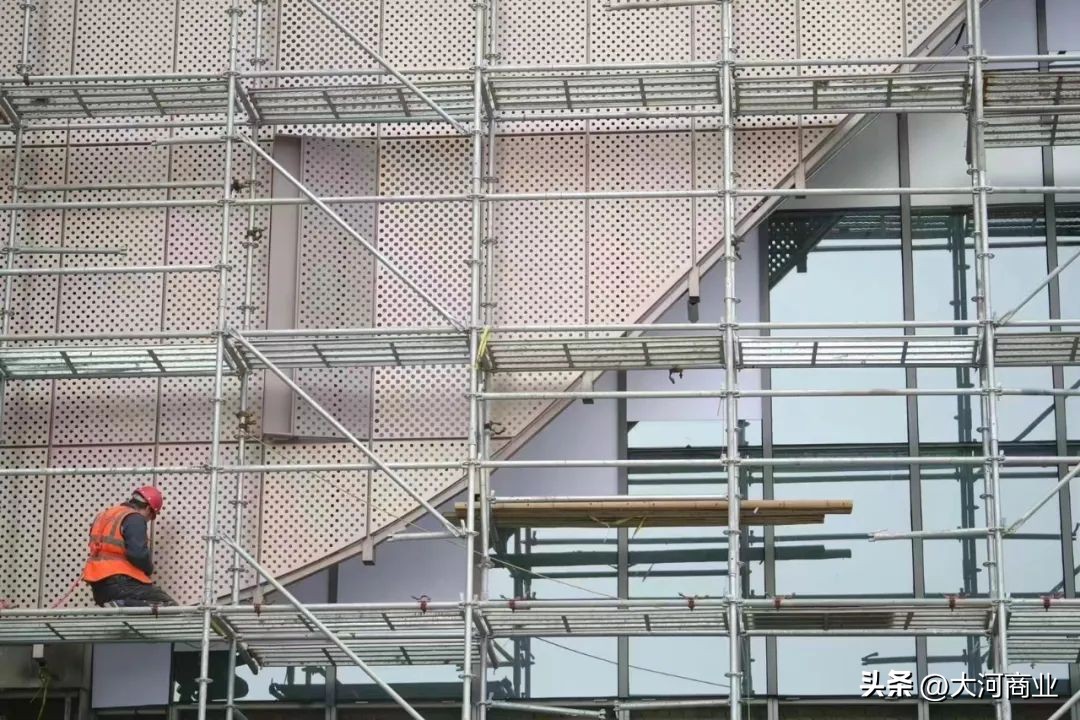 T10探十里丨如何用差异化定位解锁城市、商业、消费者的关系