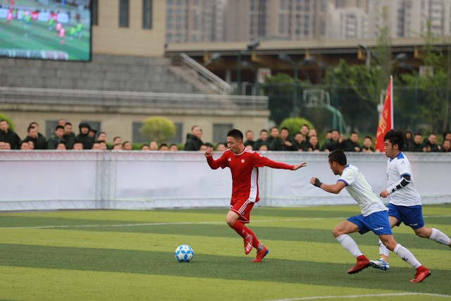 领导踢足球玩法,领导踢足球的意义