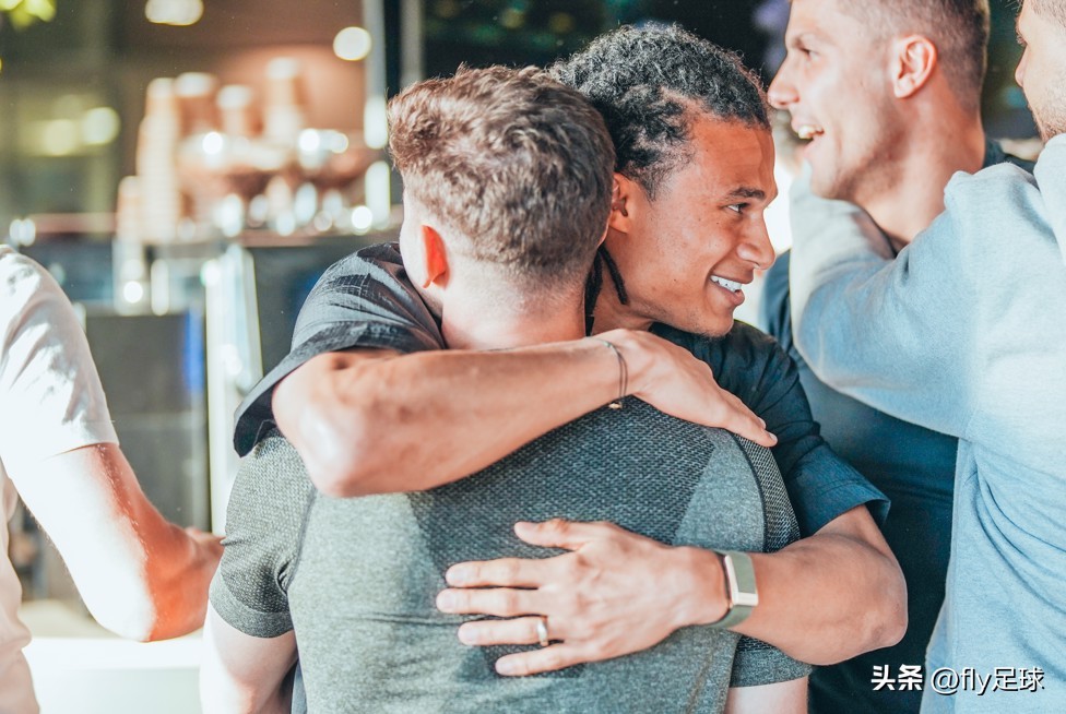 曼城再拿英超冠军就是几冠王了,曼城连续两年英超冠军