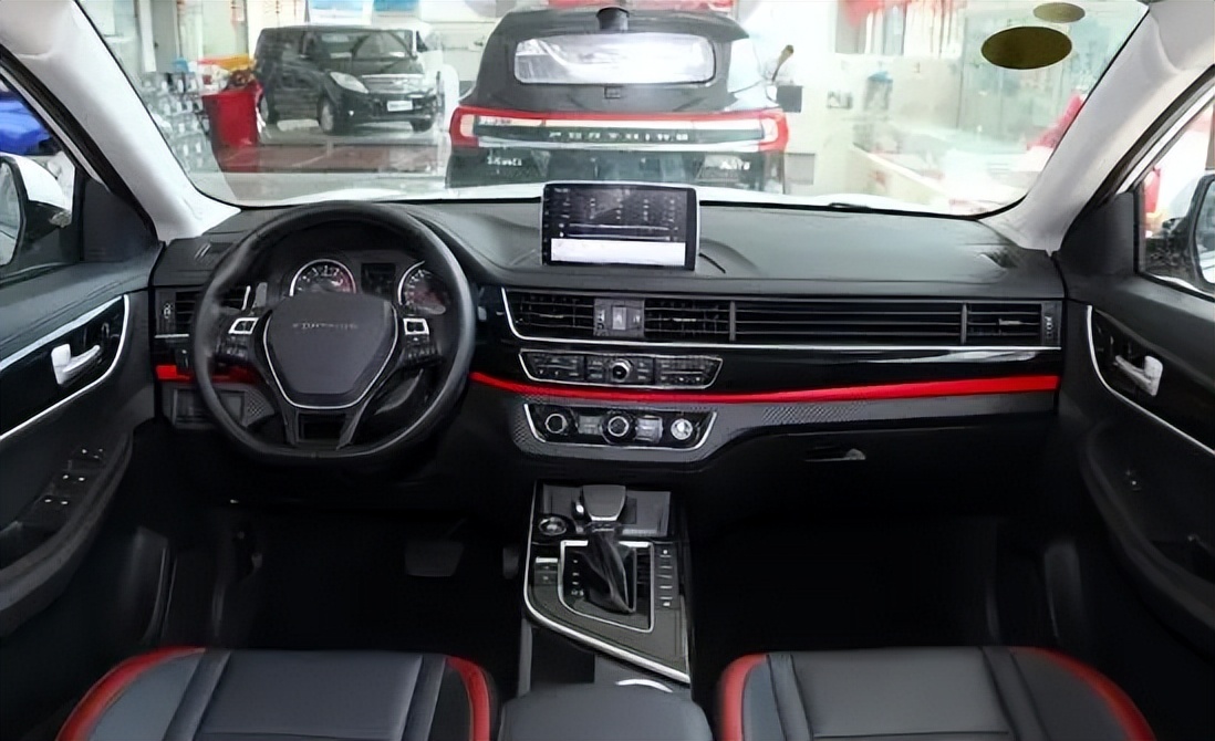 大气实用的国产suv风行t5,东风风行t5盛世款追梦版空间