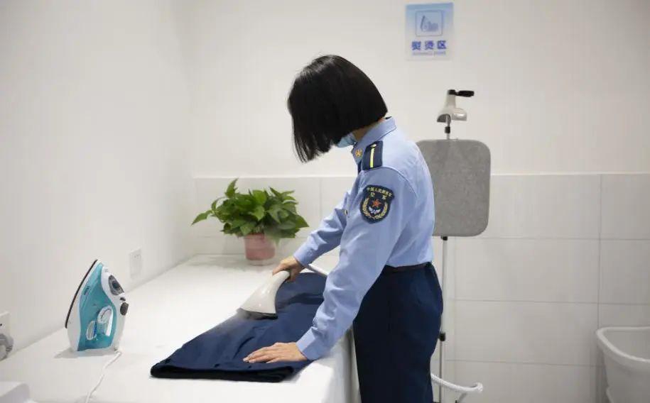 部队被装开箱,部队被装