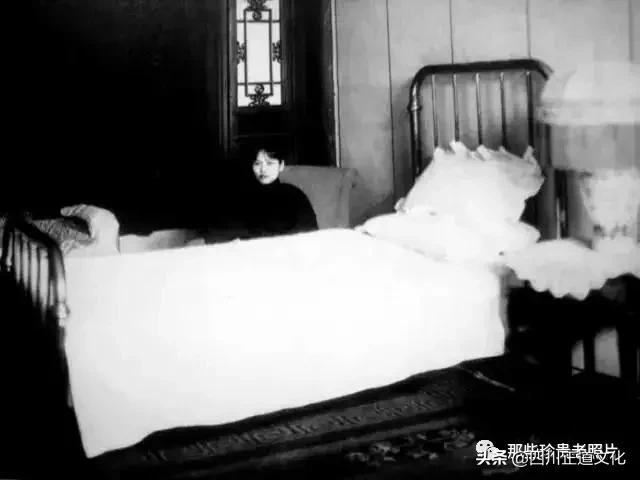 老照片纪念宋庆龄诞辰129周年