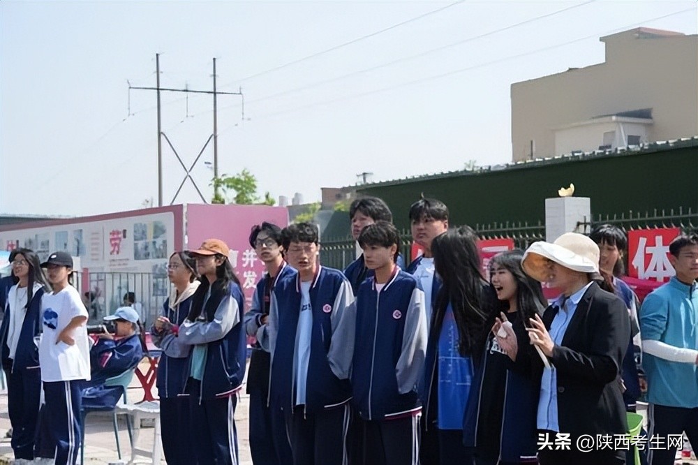 西安博雅艺术职业高中舞蹈比赛,西安博雅艺术职业高中体育生