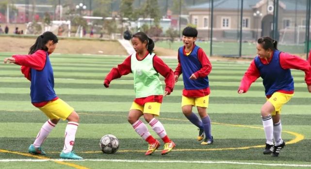 张琳艳女足首秀,张琳艳小将