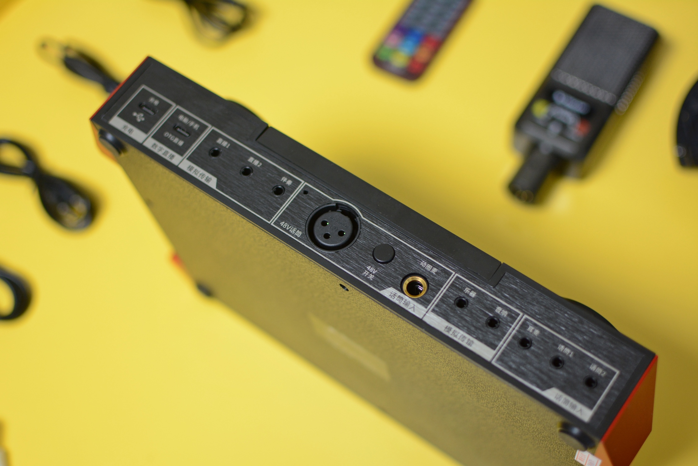 被董宇辉的才华打动，尝试开启直播，十盏灯G10声卡测评