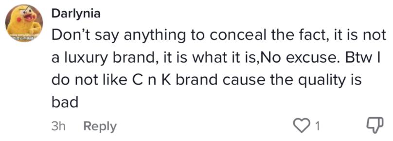 女生晒鞋被爸爸嘲讽原视频,女生晒爸爸买的名牌包