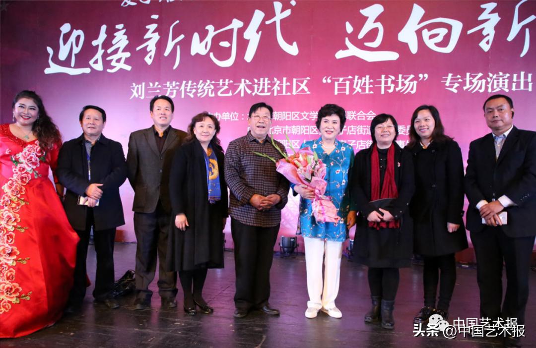 杩欎釜灞曡涓轰粈涔堜細闇囨捈浜哄績,杩欎釜灞曡鎵撶牬鑹烘湳鍜岀敓娲荤殑鐣岄檺