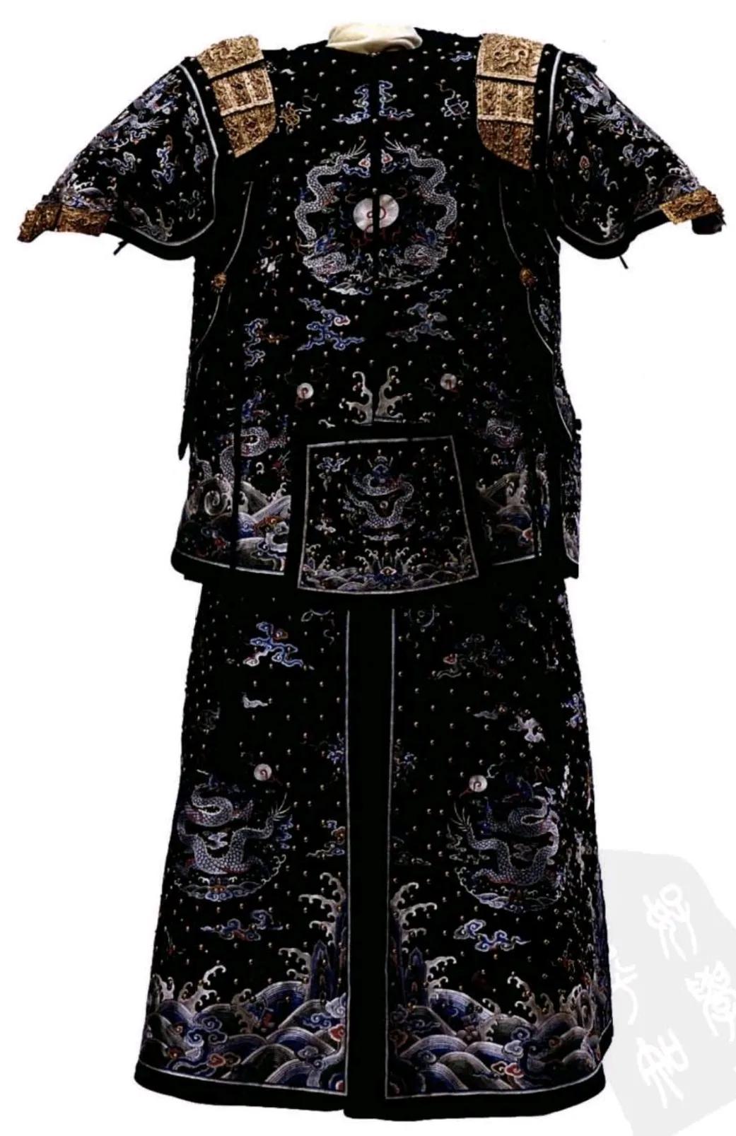 清朝官服真丑,中式宫廷风清朝服饰