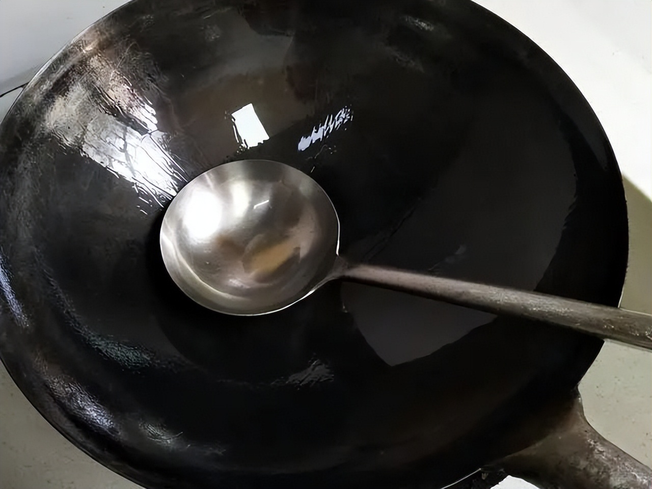 炸酱面的炸酱如何做出来更香,炸酱面的炸酱怎么做大厨教你几步