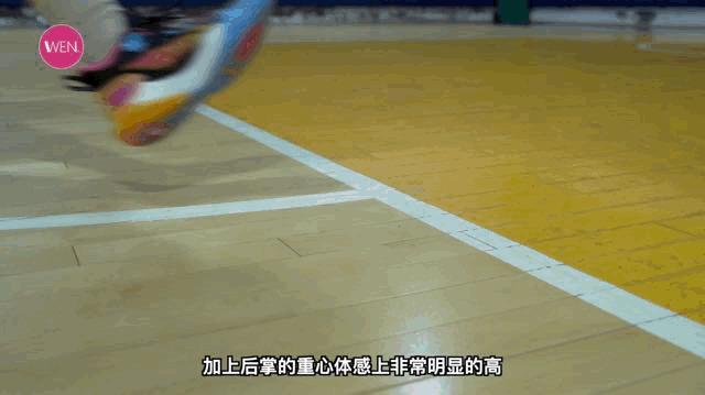 音速10球鞋上脚测评,音速10樱花粉篮球鞋测评