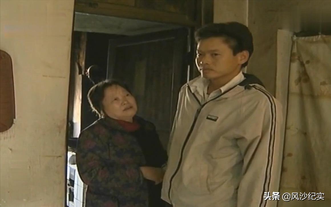 38岁男子在家啃老是哪里的人,35岁男子在家啃老如何处理