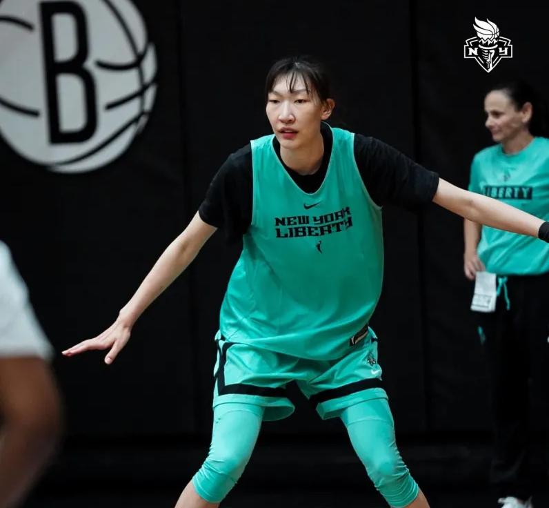 蔡崇信签约中国球员,蔡崇信续约欧文