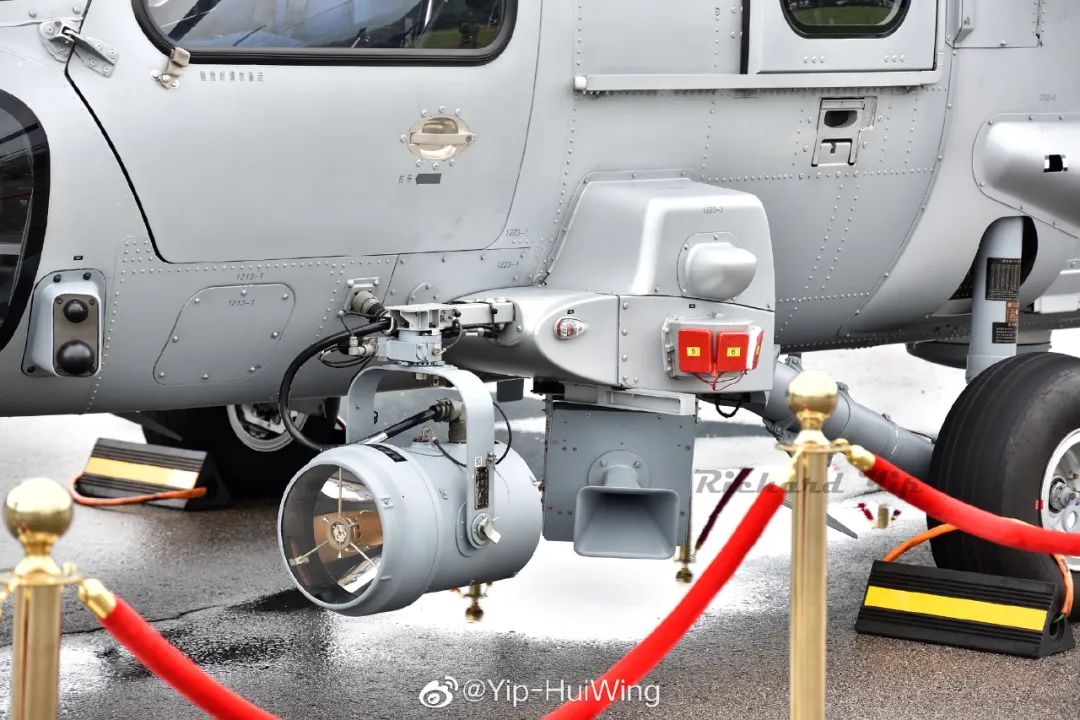 驻港军营武器开放日,驻澳部队开放日表演完整视频