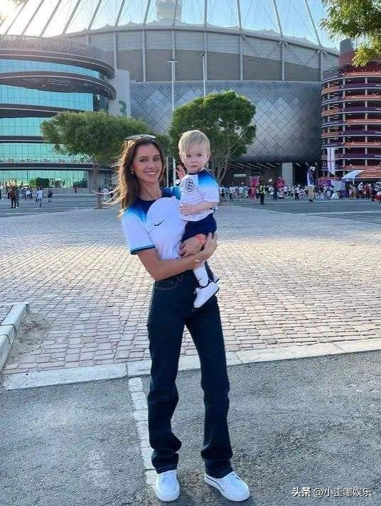 世界杯c罗几个老婆,世界杯球星太太团美貌