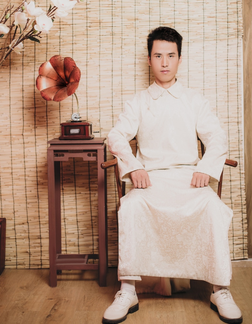 从一个普通人到登顶的心路历程,从一无所有到白手起家的人