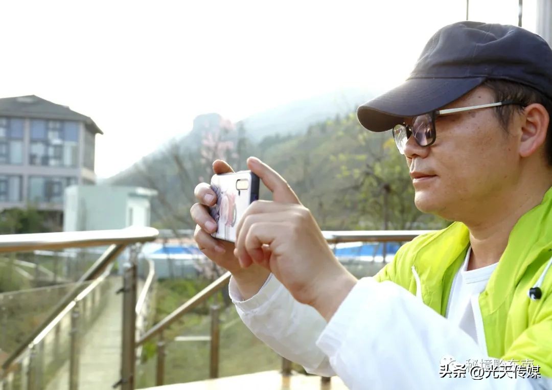 他用实锤打造人生——记施秉县双井镇回乡创业青年龙明开