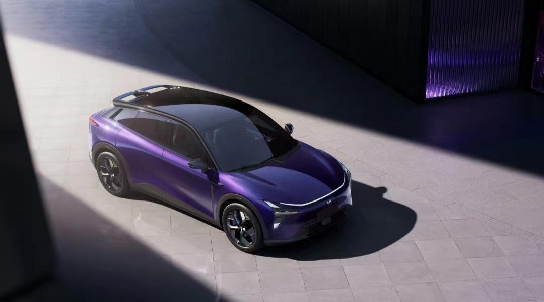 没资质就撤退？百度看似不造车了，但事情可能没有那么简单！