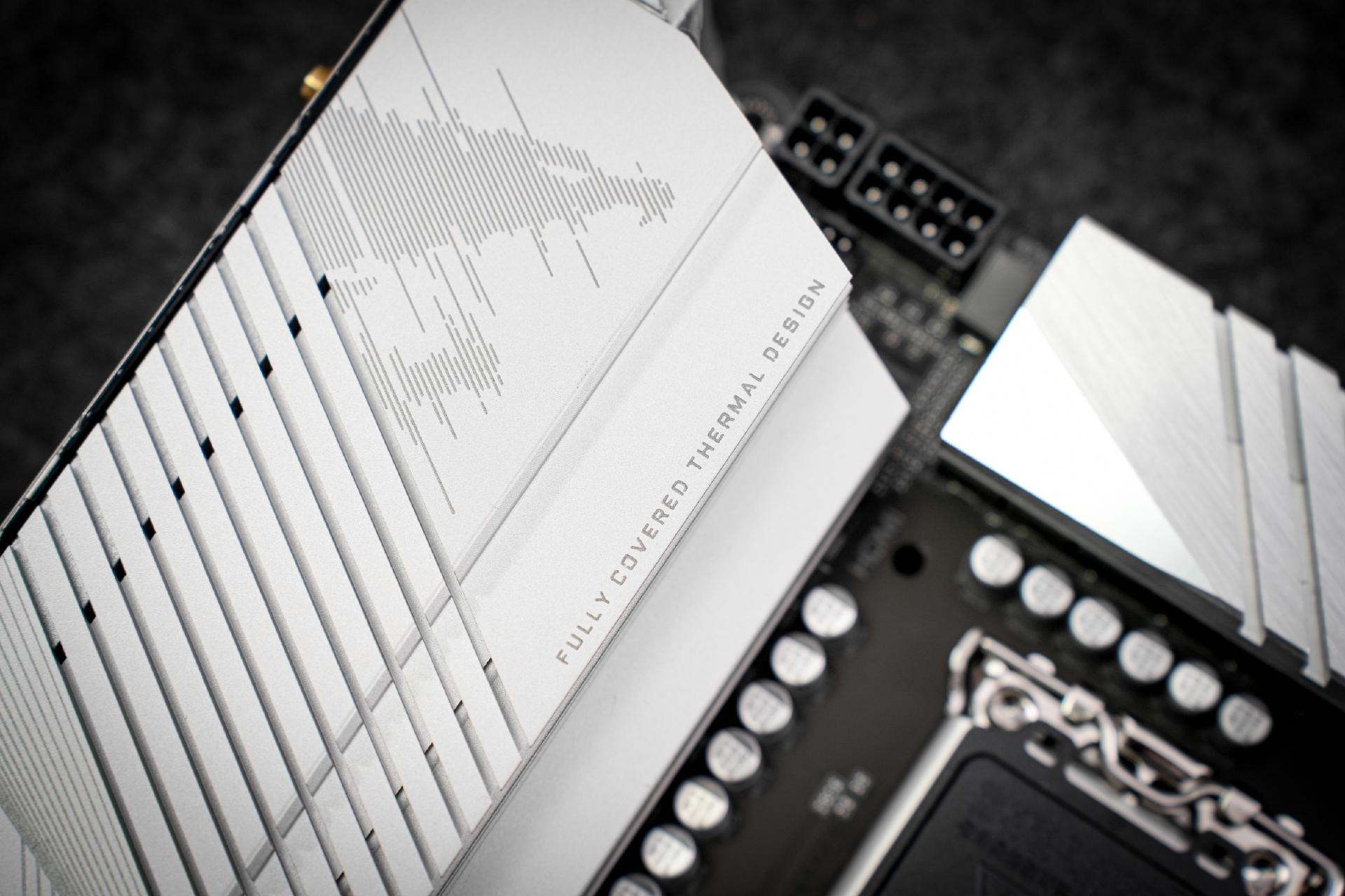 技嘉小雕b760ddr4,技嘉b760m小雕讲解