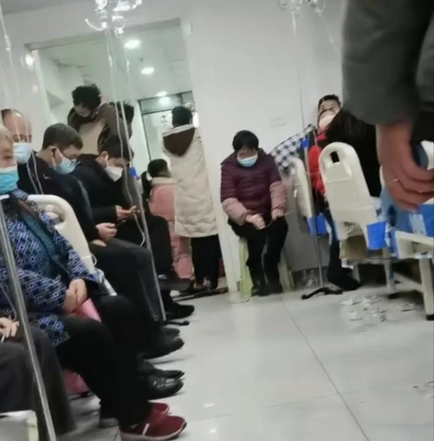 我家12口人，一周输液104瓶，是农村小诊所医好了我们的病痛！