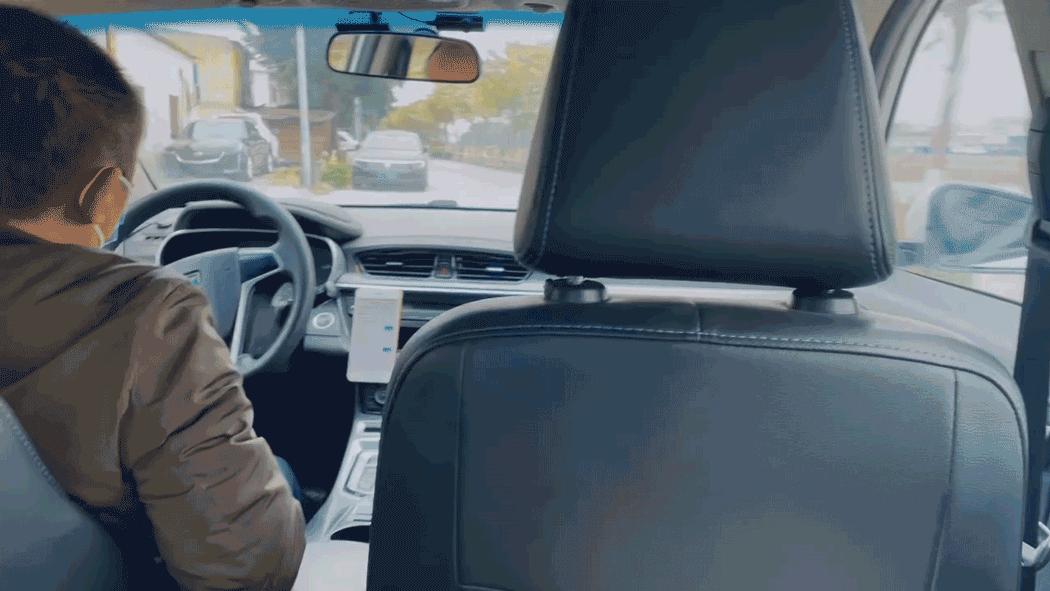 “搞什么，这大排档开到9点，老板就叫我走？”