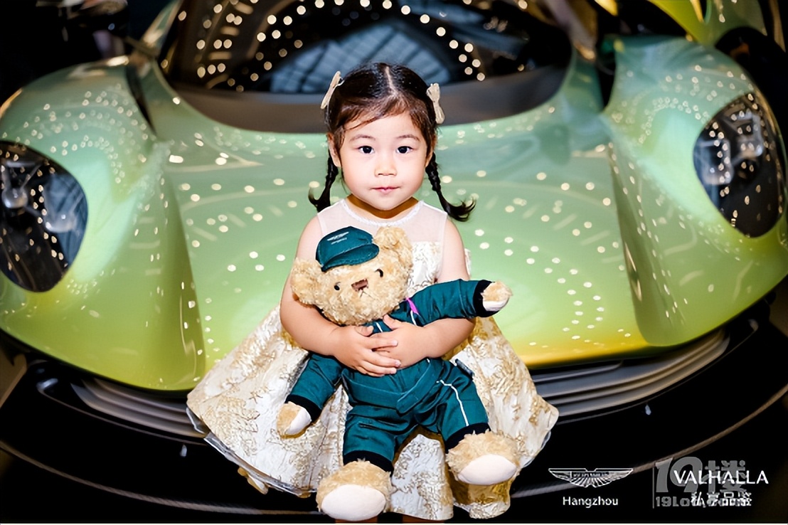 传奇阿斯顿马丁的高燃时刻,阿斯顿马丁杭州视频