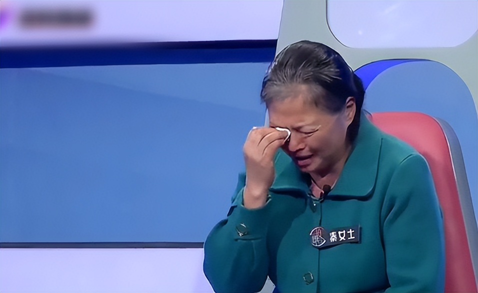 女人抛夫弃子跟情人私奔，如今却要丈夫千万巨款，还说钱都是她的