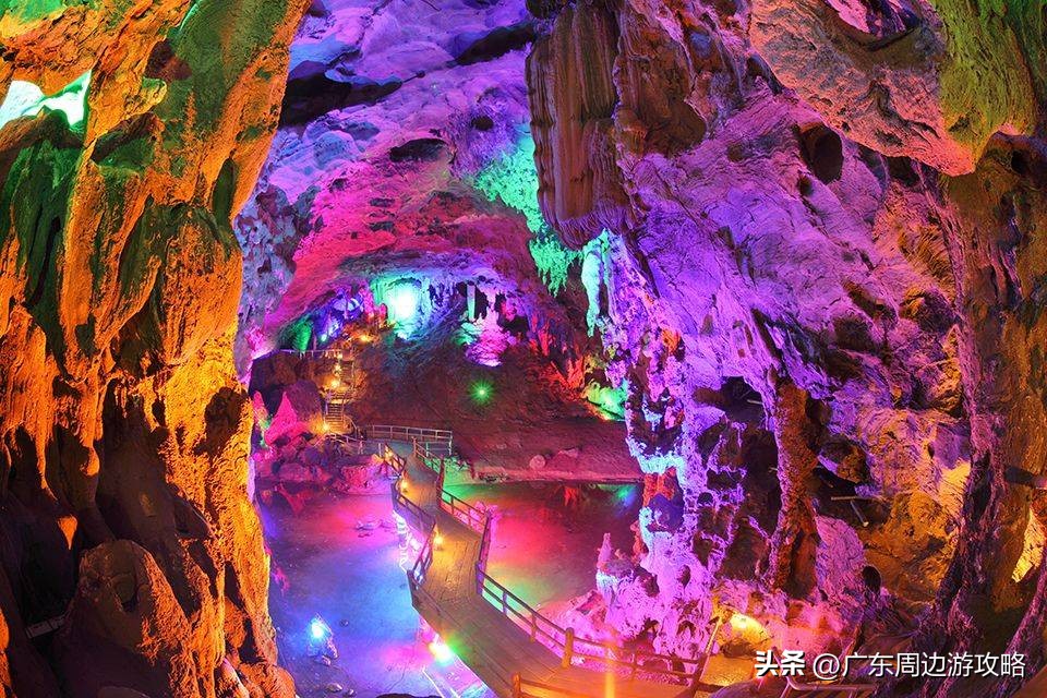 宝晶宫天鹅湖温泉酒店湖景房,宝晶宫天鹅湖温泉酒店泳池恒温吗