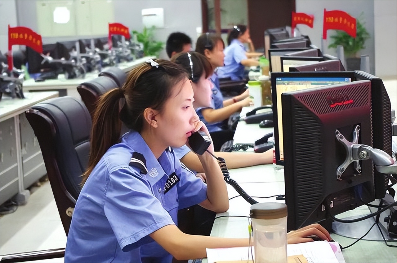 男子微信群出售和23岁女网友约会机会，售价高达1万，引警方关注